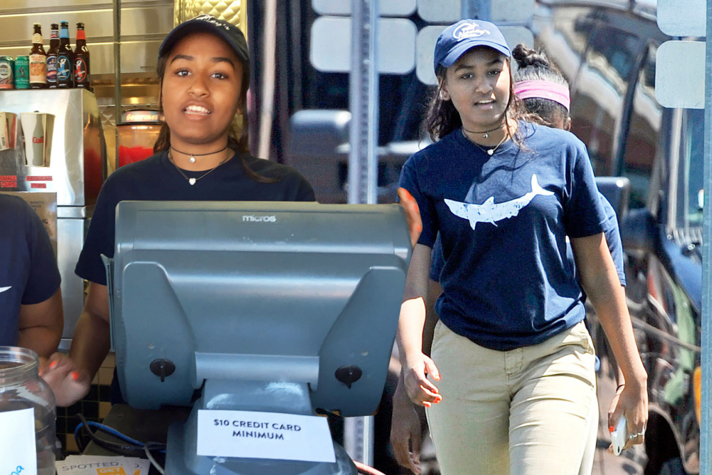 She once worked as a cashier at a restaurant | 6 Surprising Facts About Sasha Obama | InstantHub